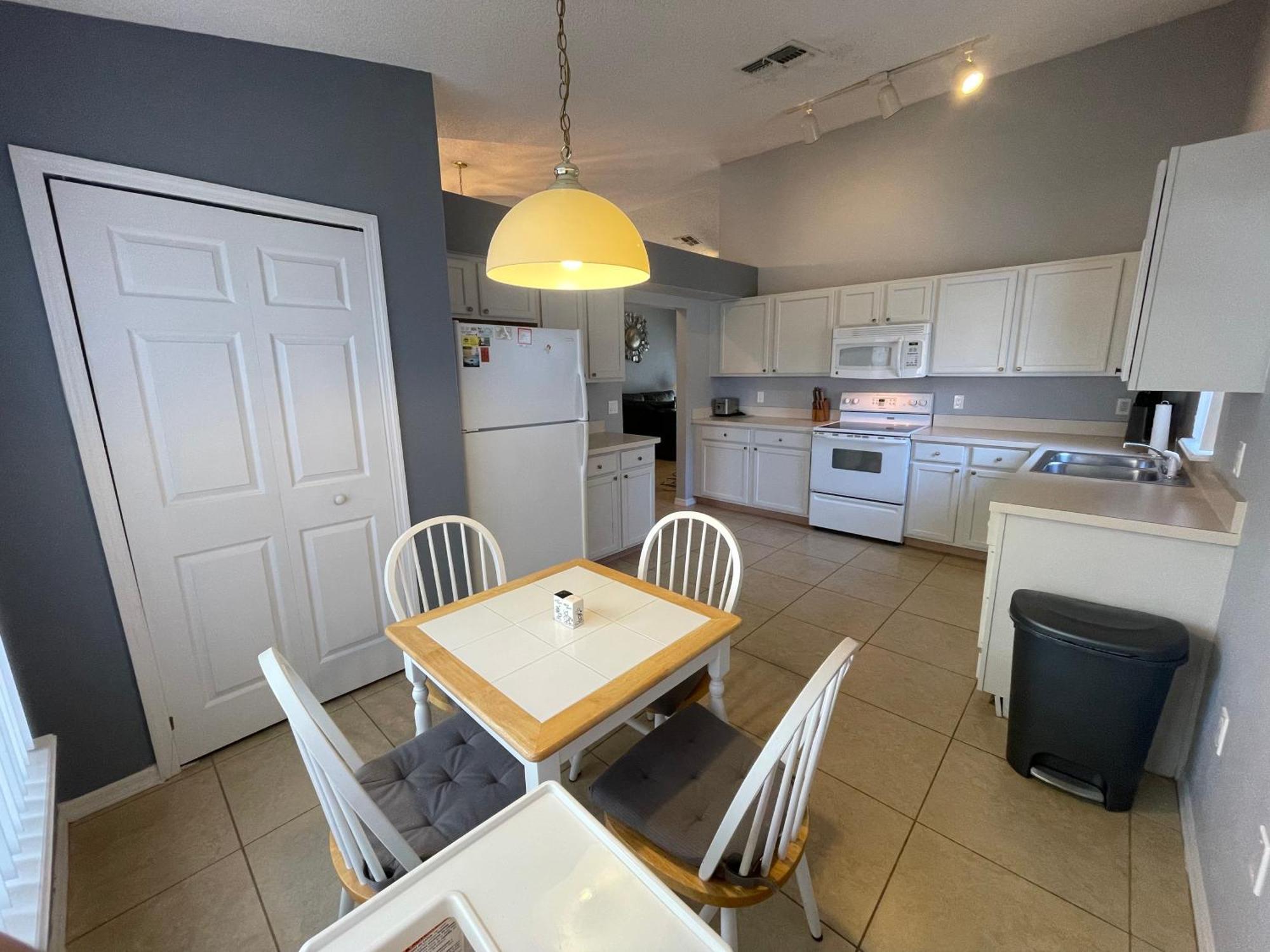 3 Bedroom Villa With Poolside Cinema And Games Room Close To Theme Parks Sleeps 6 Plus 2 Orlando Extérieur photo